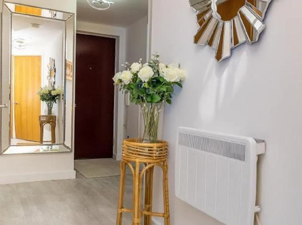 Valdeni Apartments Leeds